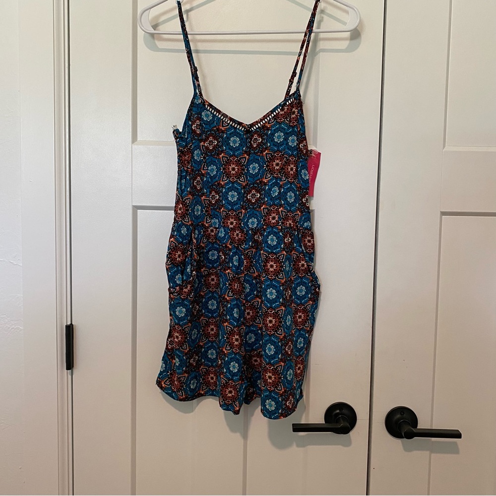 🏷️ Xhilaration - Blue & Orange Romper - Size S - NWT